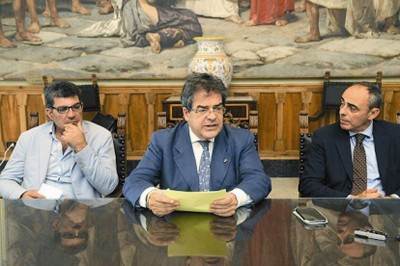 Da sinistra il Capo di Gabinetto Massimo Rosso, il sindaco Enzo Bianco e l'assessore Giuseppe Girlando