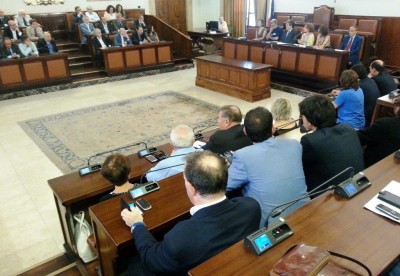 L'Aula Consiliare durante la riunione a favore del Tar;